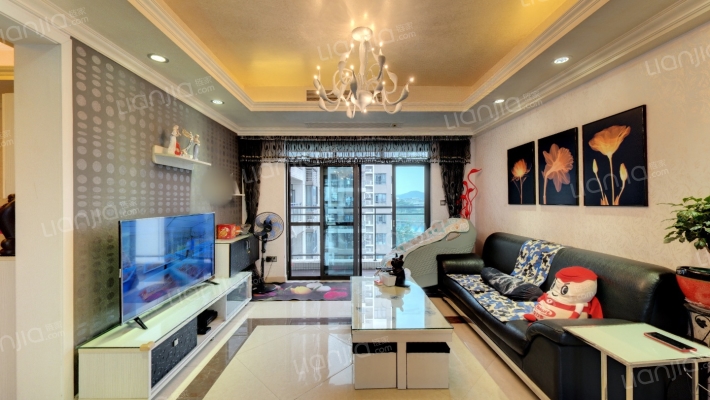 乐然水畔二手房实景图