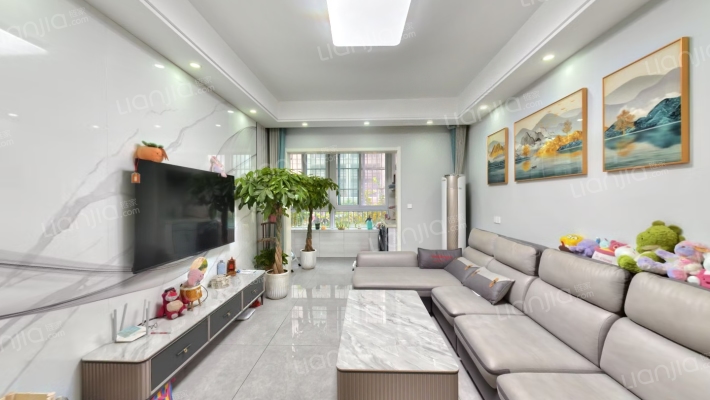 秀水华庭二期二手房实景图