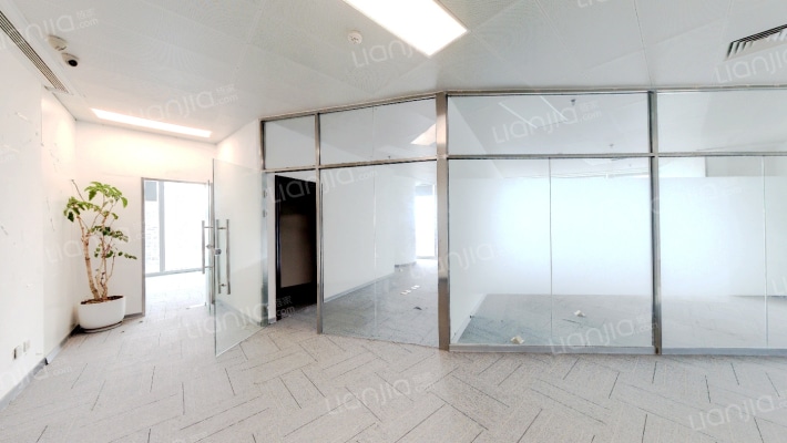 天玺世茂海峡大厦二手房实景图