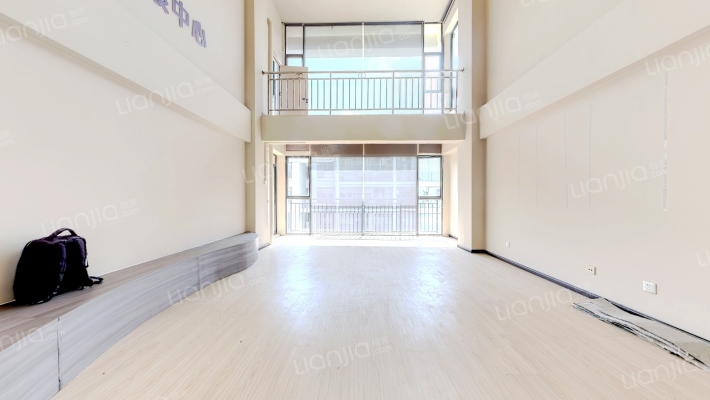 金江小区旭苑二手房实景图