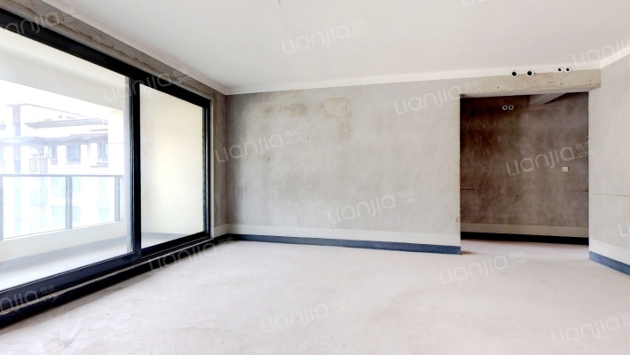 融创九棠府一期二手房实景图