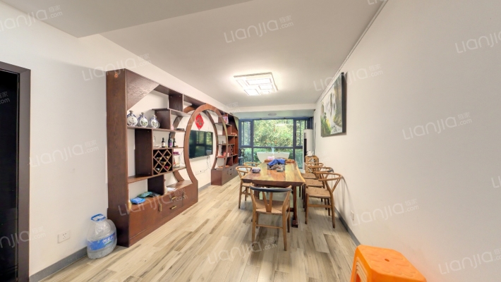 南独山二手房实景图