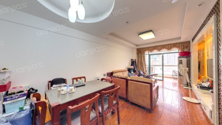 东方巴黎广场二手房实景图