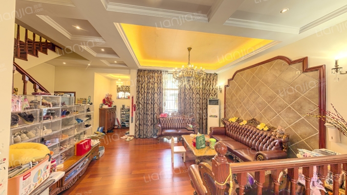 新天地别墅区二手房实景图