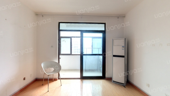 吉泰嘉苑二手房实景图