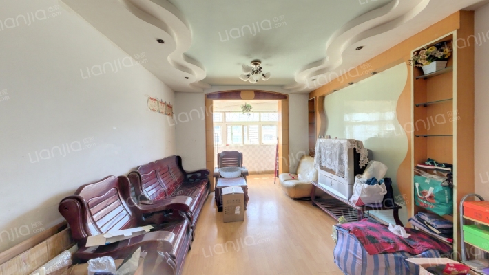 制药厂家属院二手房实景图