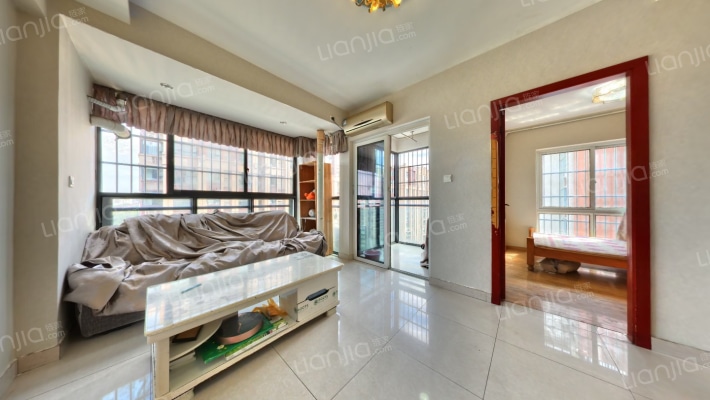 空港首座二手房实景图