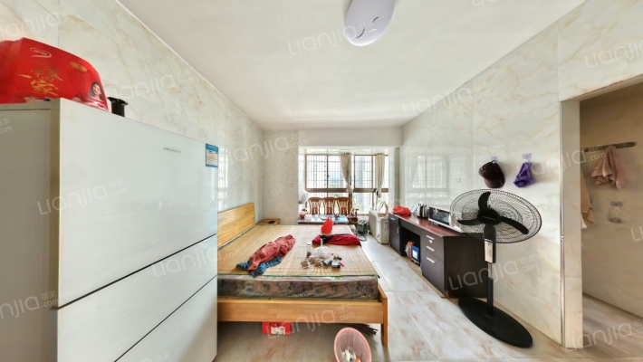 下洋新苑二手房实景图