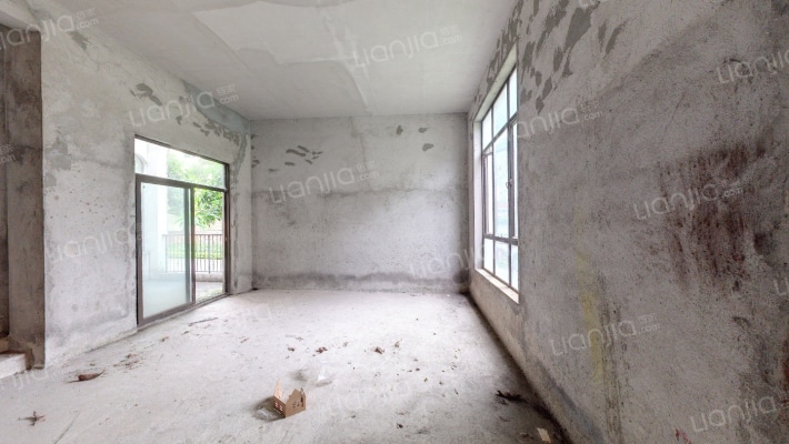 奥园一期二区保格利区二手房实景图