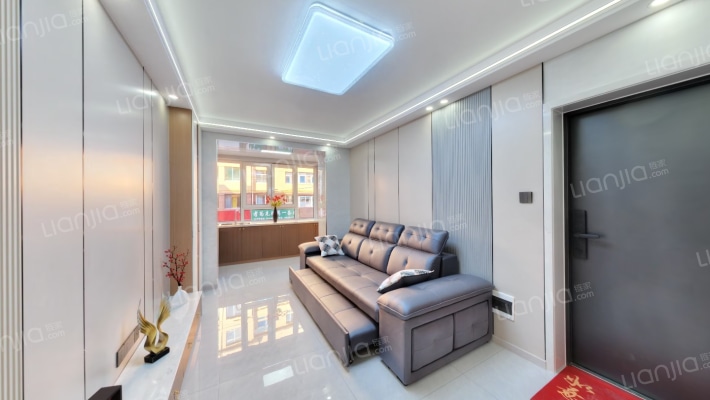 中心医院马赛克楼二手房实景图