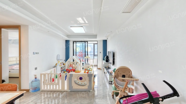 融信大发弘阳沁澜二手房实景图