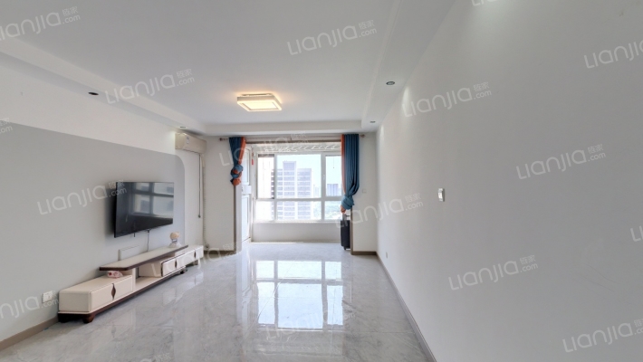 湖邸小区二手房实景图