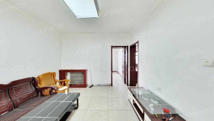 二水泥宿舍二手房实景图