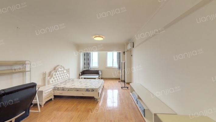 泾渭国际中心二手房实景图