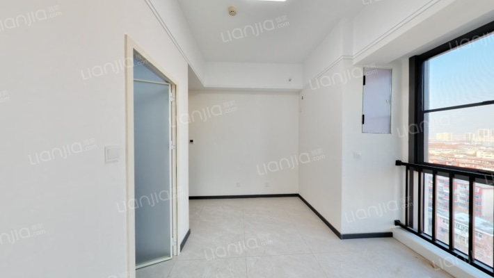 汇特都泰广场二手房实景图