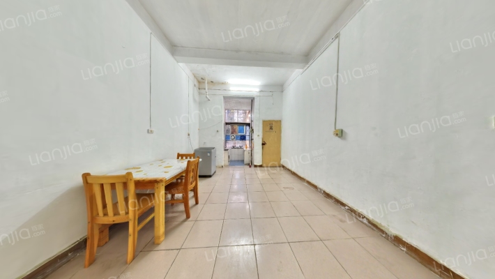 华师一初中部家属区二手房实景图