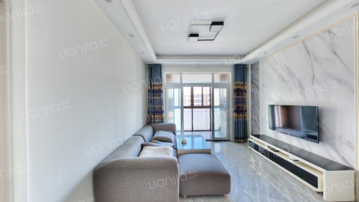 铂爵郡一期二手房实景图