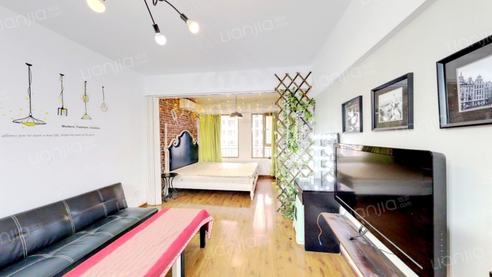 天山熙湖二手房实景图