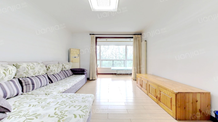 顺驰蓝调二手房实景图