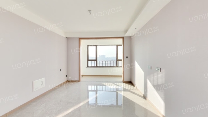 万科翡翠四季C区二手房实景图