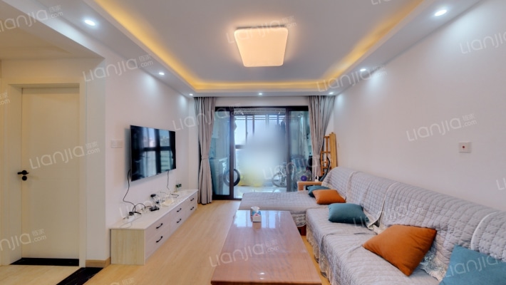 观源河畔二手房实景图