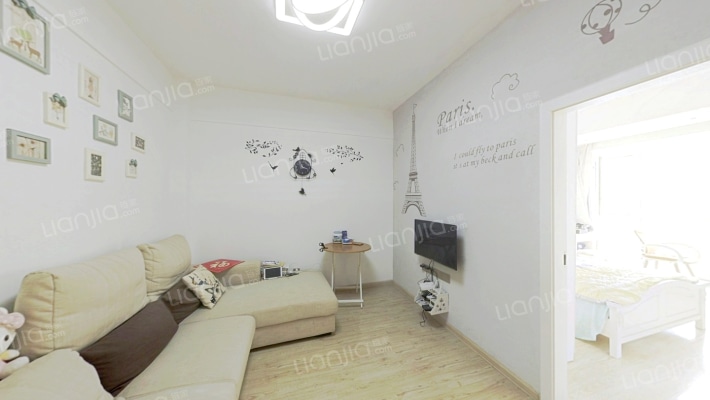 鸿铭中心二手房实景图