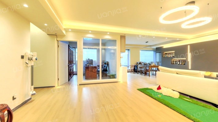 当代MOMA二手房实景图