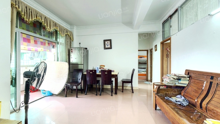 星华居二手房实景图