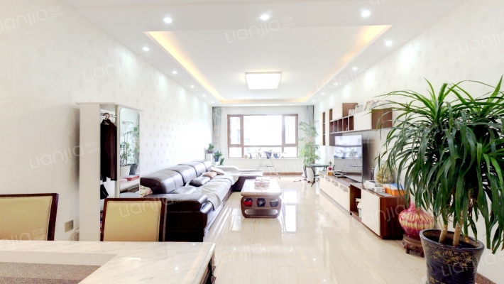 招商贝肯山三期二手房实景图