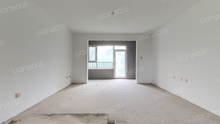 凯泽翡翠城二手房实景图