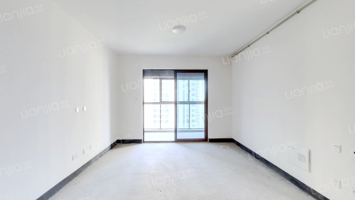 卓越玲珑湾二期二手房实景图