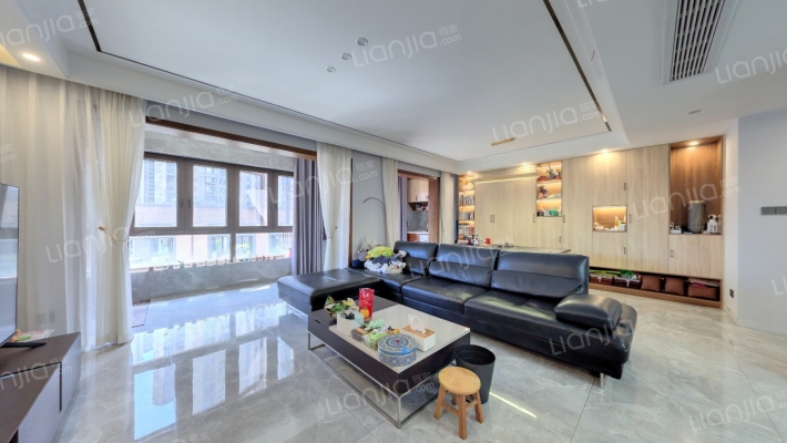 绿地国际博览城二期珑玺二手房实景图