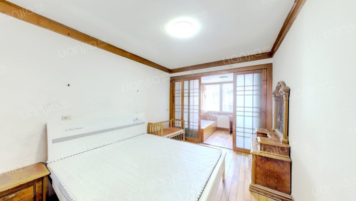 荷花公寓二手房实景图