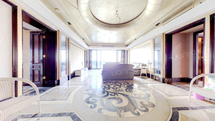 爱群荟景湾二手房实景图