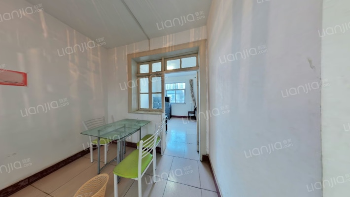 嘉年小区二手房实景图