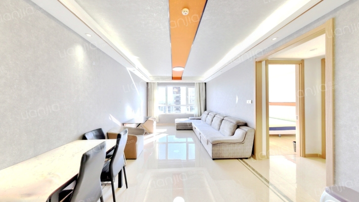 中铁逸湖二手房实景图