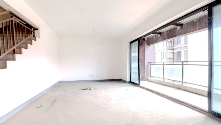 蓝光雍锦阁二手房实景图