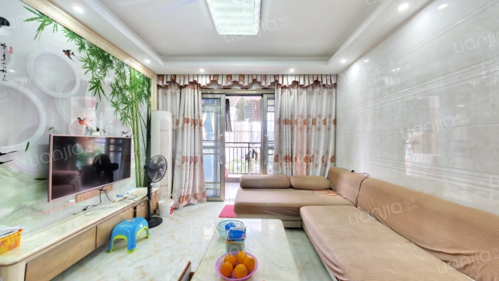 龙晟华府二手房实景图