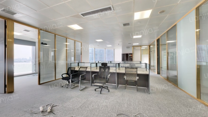 世纪中心二手房实景图