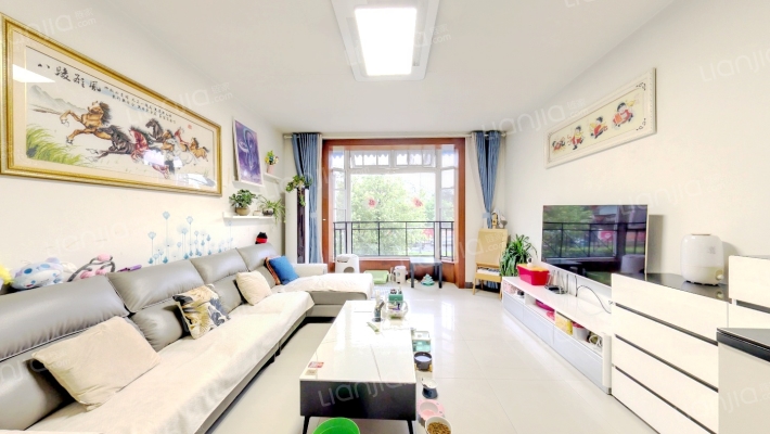 恋日家园E区二手房实景图