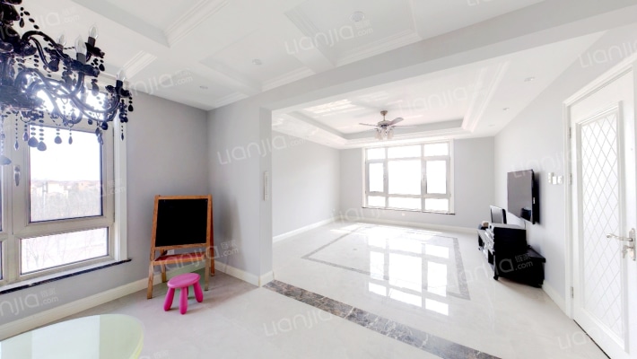 金地长湖湾二手房实景图