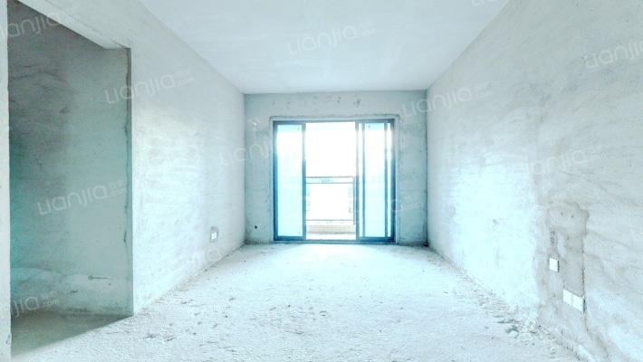 保利香槟颂二手房实景图