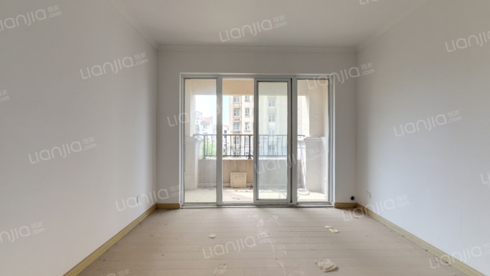 碧桂园滨湖城凤栖湖畔二手房实景图