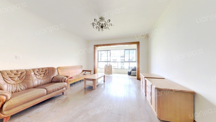 西马棚街28号二手房实景图