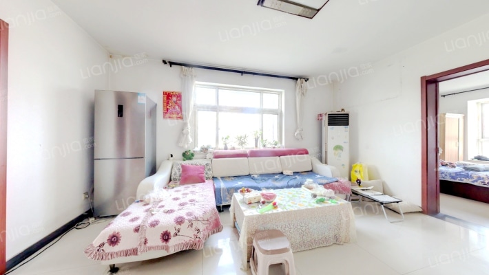 新新小镇二手房实景图