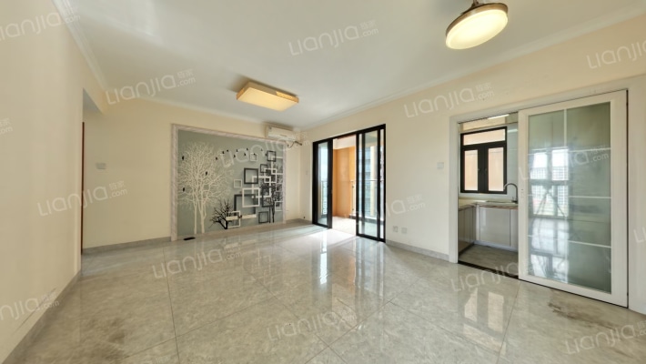 润科华府二手房实景图