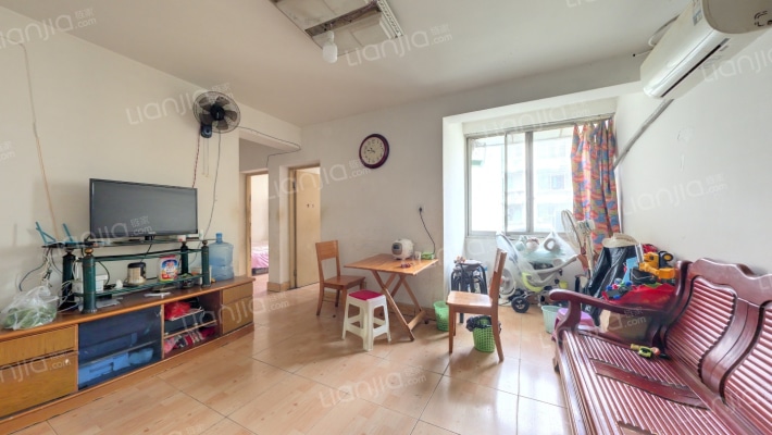 新莲新苑二手房实景图