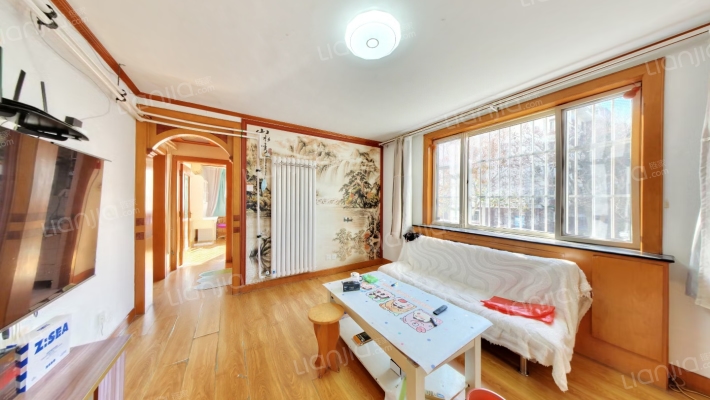 橡六花园二手房实景图