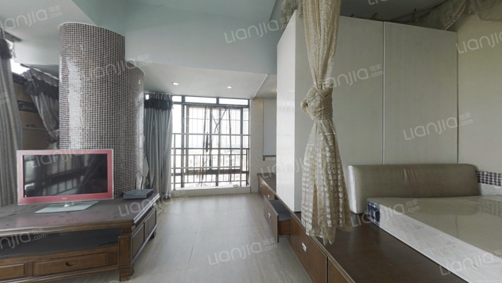 威斯广场星际公寓二手房实景图