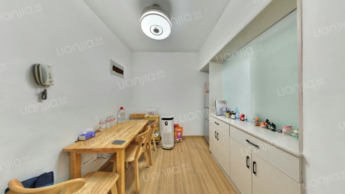 和美家园二手房实景图